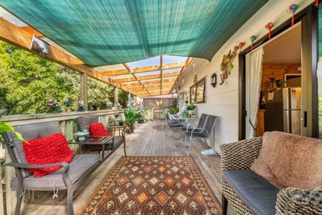 Photo of property in 6 Edmund Lomas Grove, Birchville, Upper Hutt, 5018