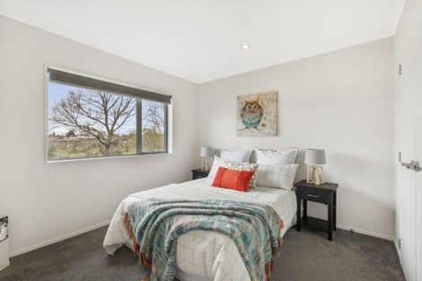 Photo of property in 2f Wood Street, Papakura, 2110