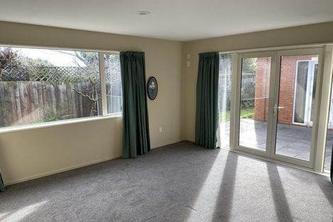 Photo of property in 41 Manor Place, Bryndwr, Christchurch, 8053