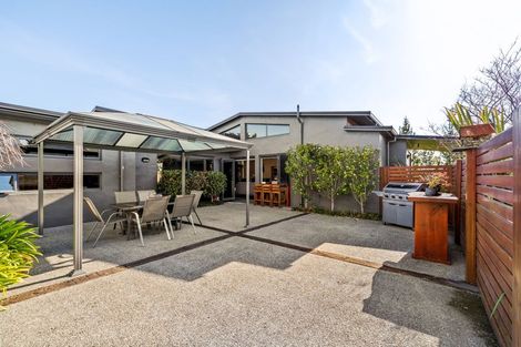 Photo of property in 5/454 Stoney Creek Road, Kelvin Grove, Palmerston North, 4470