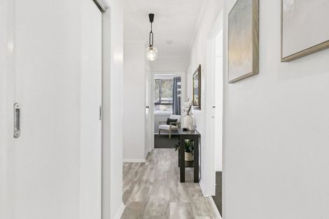 Photo of property in 11b Greer Crescent, Tawa, Wellington, 5028