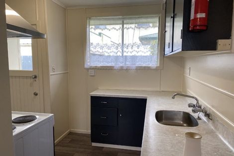 Photo of property in 2/806 Lyell Street, Akina, Hastings, 4122