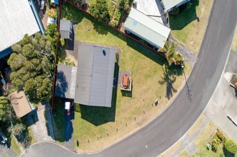 Photo of property in 3 Norfolk Place, Tairua, 3508