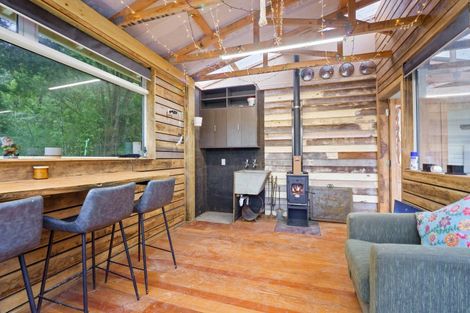 Photo of property in 76 Parenga Road, Hautere, Otaki, 5582