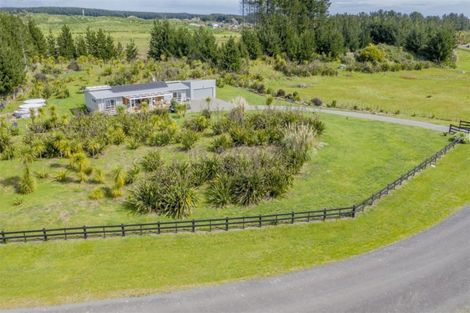 Photo of property in 8 Mowhia Grove, Waitarere, Levin, 5510