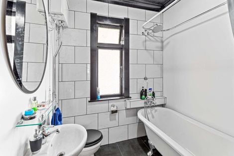 Photo of property in 9 Maunder Street, Marton, 4710