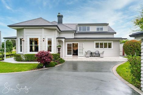 Photo of property in 31 Franklin Road, Paparoa, 0571