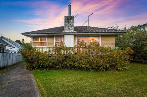 Photo of property in 21 Tonkin Drive, Sunnynook, Auckland, 0620