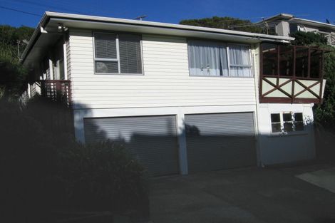 Photo of property in 8 Leona Way, Paparangi, Wellington, 6037
