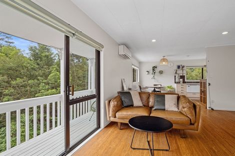 Photo of property in 112 Spinella Drive, Bayview, Auckland, 0629