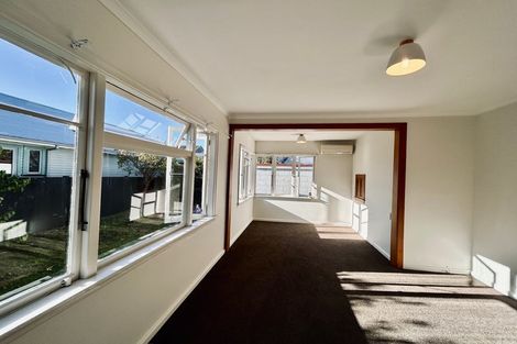 Photo of property in 1/98 Memorial Avenue, Ilam, Christchurch, 8053