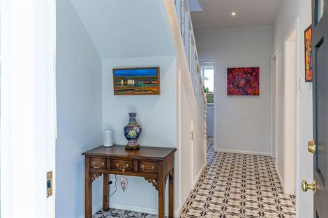 Photo of property in 96 Tomes Road, St Albans, Christchurch, 8052