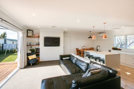 Photo of property in 20 Windsor Terrace, Taradale, Napier, 4112