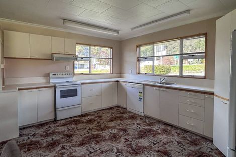 Photo of property in 97-104 Broadway, Reefton, 7830