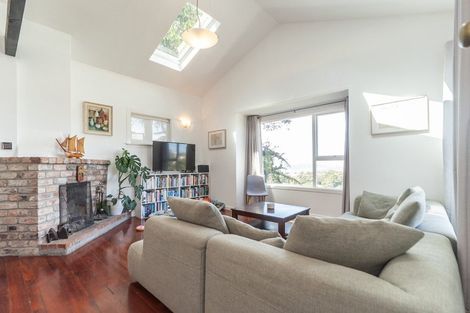 Photo of property in 49 Harbour View Road, Northland, Wellington, 6012