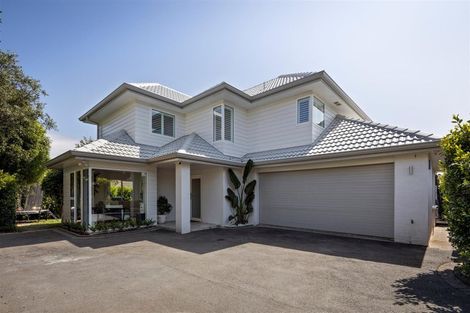 Photo of property in 44 Milford Road, Milford, Auckland, 0620