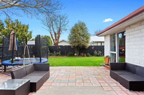 Photo of property in 308 Lake Terrace Road, Shirley, Christchurch, 8061