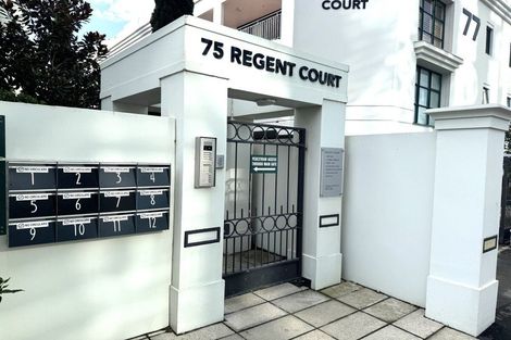 Photo of property in Regent Courts, 2/75 Gloucester Street, Christchurch Central, Christchurch, 8013