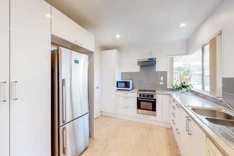 Photo of property in 3/692 Whangaparaoa Road, Stanmore Bay, Whangaparaoa, 0932