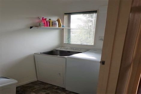 Photo of property in 2 Newton Place, Westbrook, Palmerston North, 4412