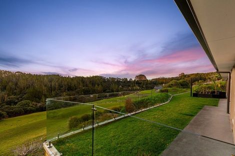 Photo of property in 92 Taiapa Valley Road, Muriwai, Waimauku, 0881