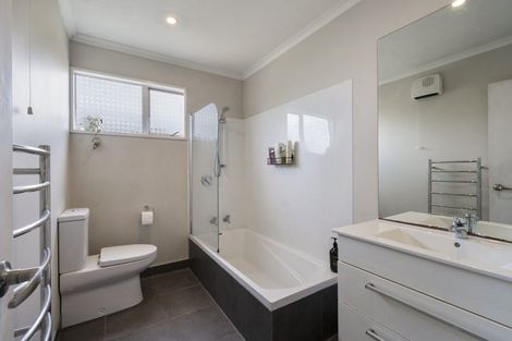 Photo of property in 146e Victoria Avenue, Hokowhitu, Palmerston North, 4410