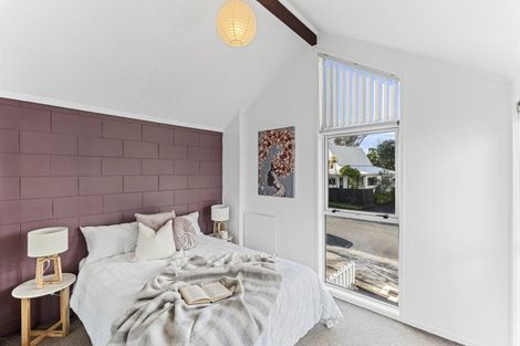 Photo of property in 1 La Salle Drive, Westown, New Plymouth, 4310