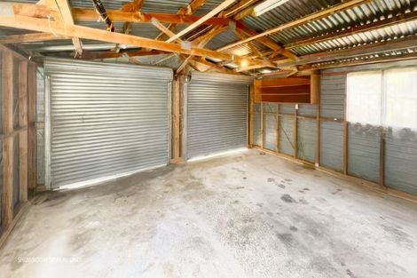Photo of property in 1 Ballial Place, West Harbour, Auckland, 0618