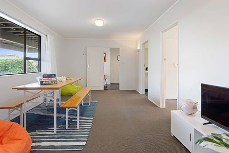 Photo of property in 31 Oratia Street, Waikanae Beach, Waikanae, 5036