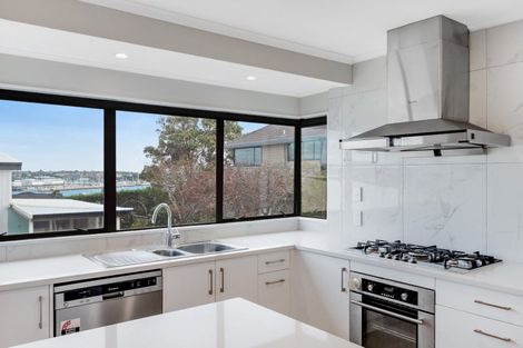Photo of property in 159 Clovelly Road, Bucklands Beach, Auckland, 2012