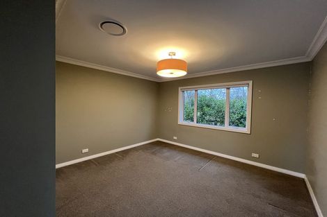 Photo of property in 171 Boord Crescent, Kumeu, 0891