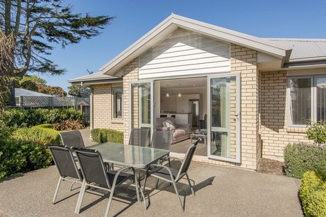 Photo of property in 16a Epsom Road, Sockburn, Christchurch, 8042