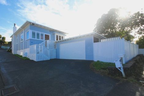 Photo of property in 21a Nile Road, Milford, Auckland, 0620