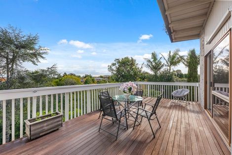 Photo of property in 10 Pine Terrace, Howick, Auckland, 2014