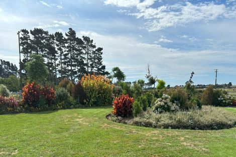 Photo of property in 60 Turangi Road, Motunui, Waitara, 4383