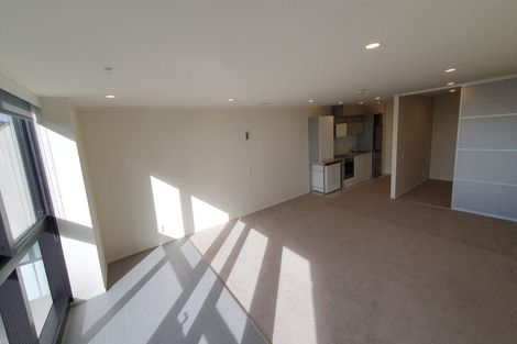 Photo of property in Luna Apartments, 6l/16 Burton Street, Grafton, Auckland, 1010