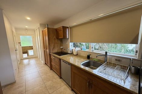 Photo of property in 62 La Rosa Street, Green Bay, Auckland, 0604