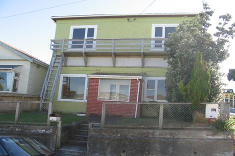 Photo of property in 83 Roxburgh Street, Mount Victoria, Wellington, 6011