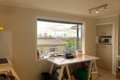 Photo of property in 192 Royal Road, Massey, Auckland, 0614