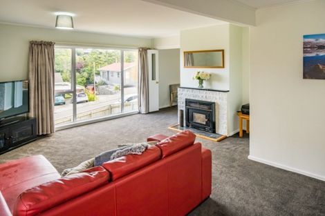 Photo of property in 11 Penryn Drive, Camborne, Porirua, 5026