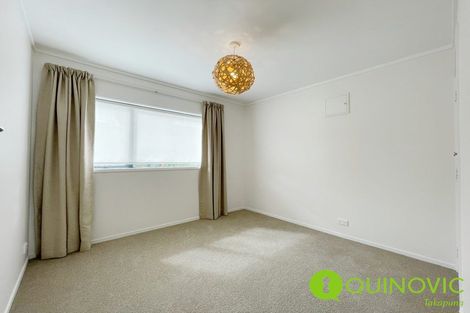 Photo of property in 10 Westwell Road, Belmont, Auckland, 0622