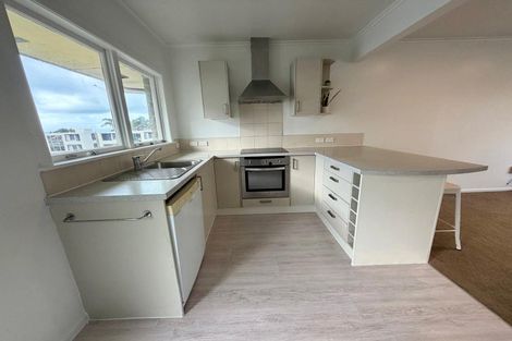 Photo of property in 2/405 Lake Road, Takapuna, Auckland, 0622