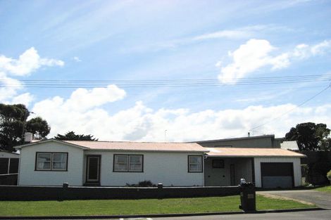 Photo of property in 2 Konini Street, Tawhero, Whanganui, 4501