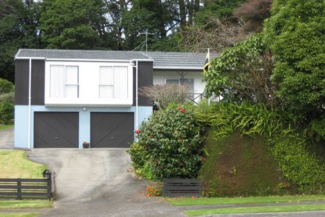 Photo of property in 14 Lombardy Place, Whalers Gate, New Plymouth, 4310