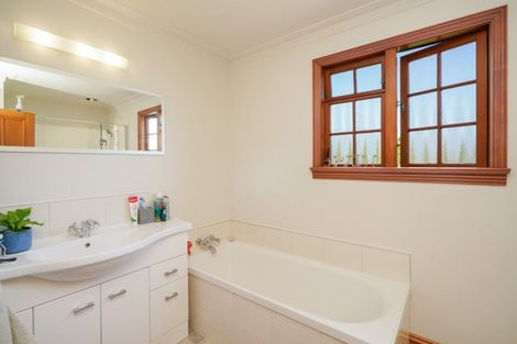 Photo of property in 221 Dunns Road, Otatara, Invercargill, 9879