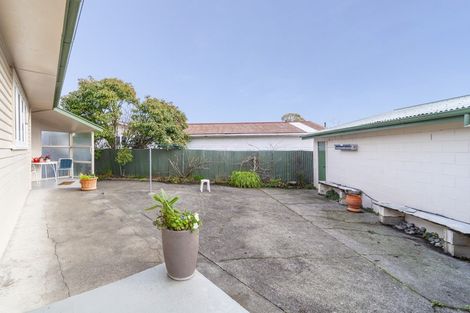 Photo of property in 5 Jull Crescent, Waipukurau, 4200