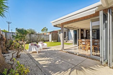 Photo of property in 21a Laurence Street, Manly, Whangaparaoa, 0930