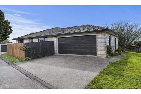 Photo of property in 5 Les Marston Place, Pukekohe, 2120