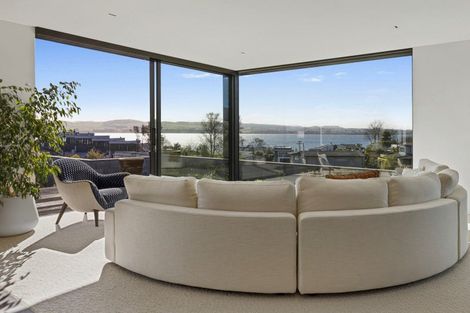 Photo of property in 35 Pukenamu Road, Rainbow Point, Taupo, 3330