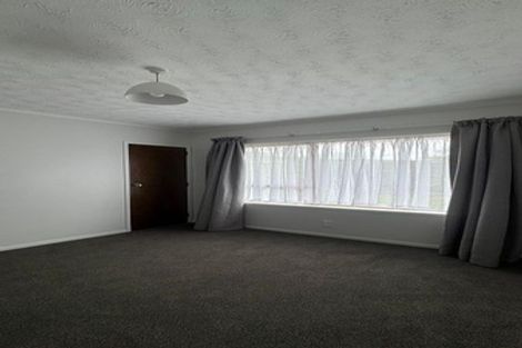Photo of property in 2/18 Fratley Avenue, Farm Cove, Auckland, 2012
